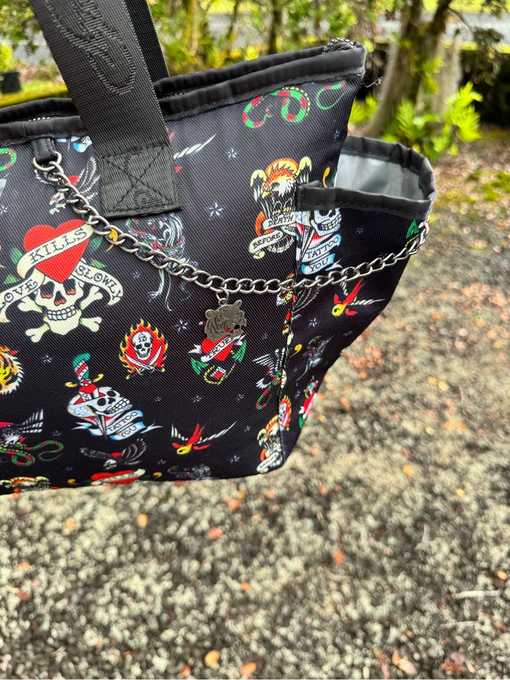 Ed Hardy NWT Thermal Lunch Tote Skull Tattoo Print - Picture 9 of 10
